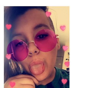 Meet your Posher, Danielle